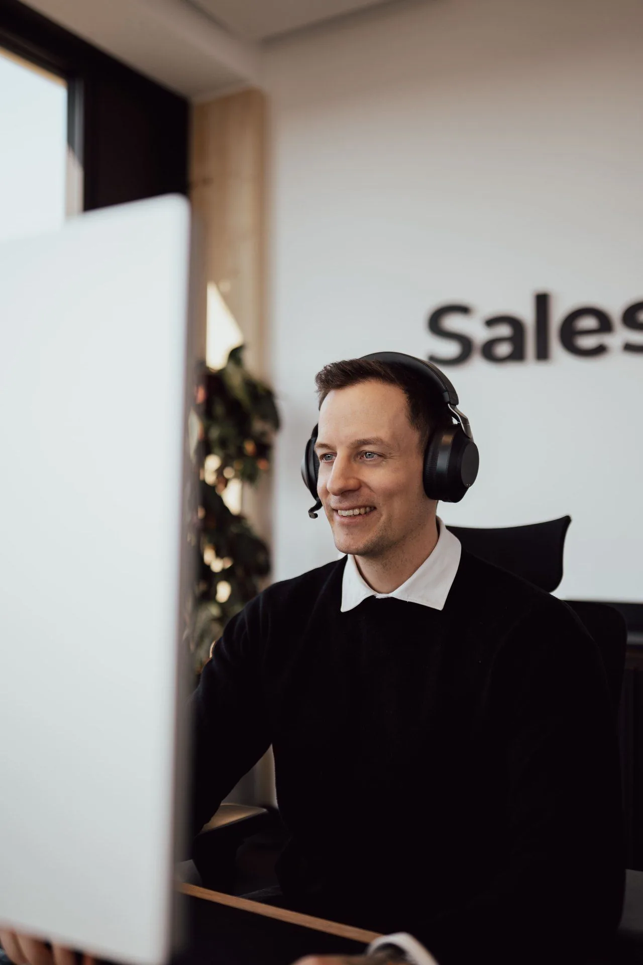 Alexander Király am Headset im Gespräch